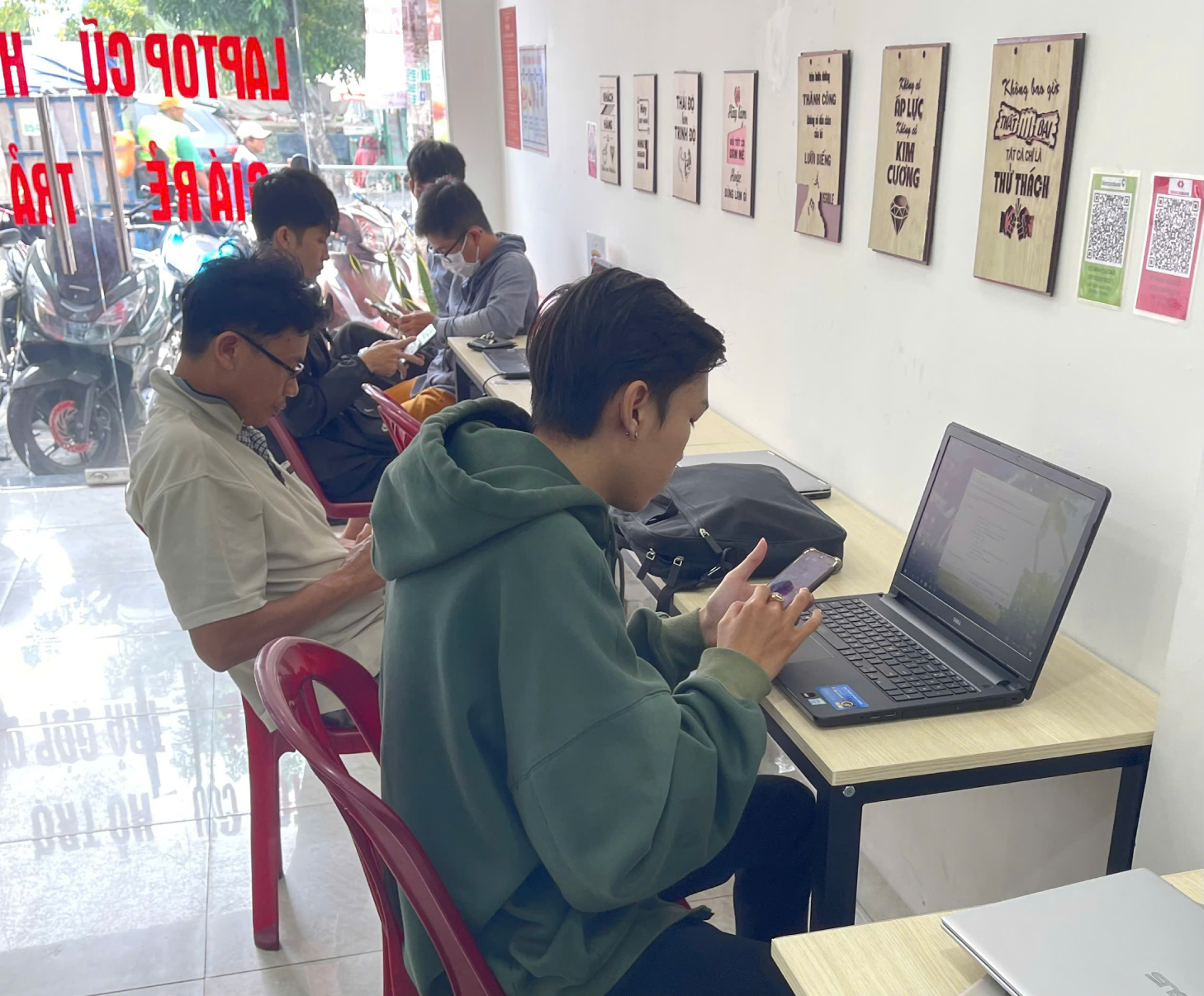 Thu mua laptop Minh Đương